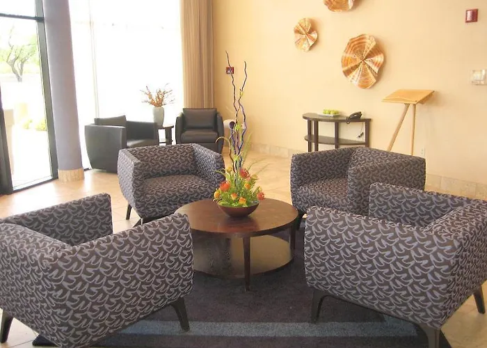 Express North By Ihg Hotel 3*