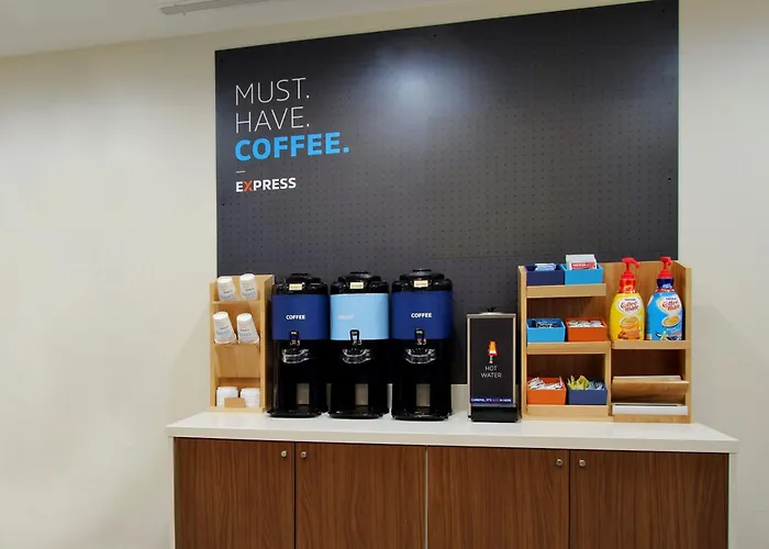 Express North By Ihg Hotel Scottsdale