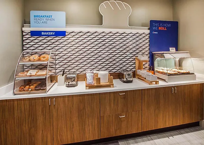 Express North By Ihg Hotel Scottsdale