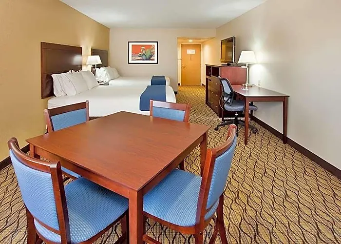 Hotel Express North By Ihg 3*