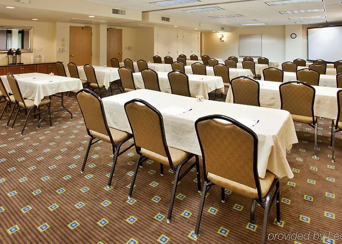 Express North By Ihg Hotel Scottsdale
