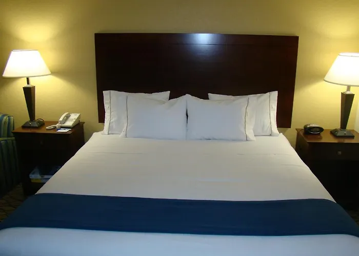 Express North By Ihg Hotel