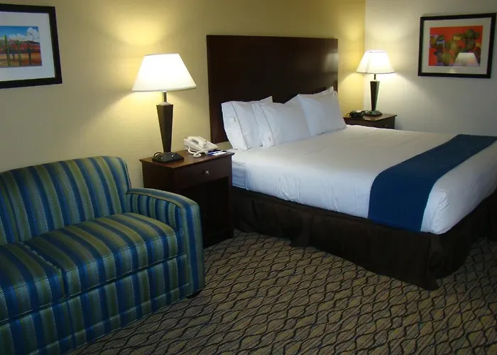 Express North By Ihg 3*